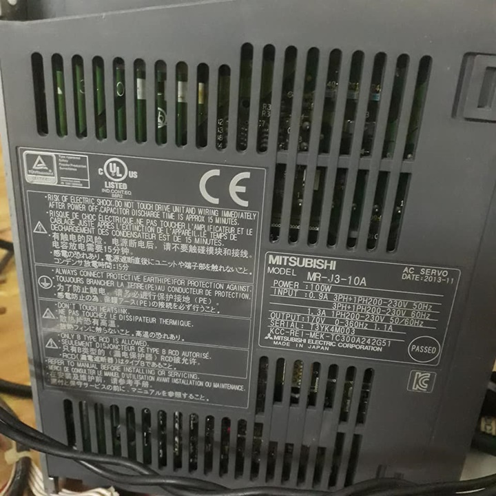 MR-J3-10A FULL Bộ điều khiển Servo+Motor 100W
