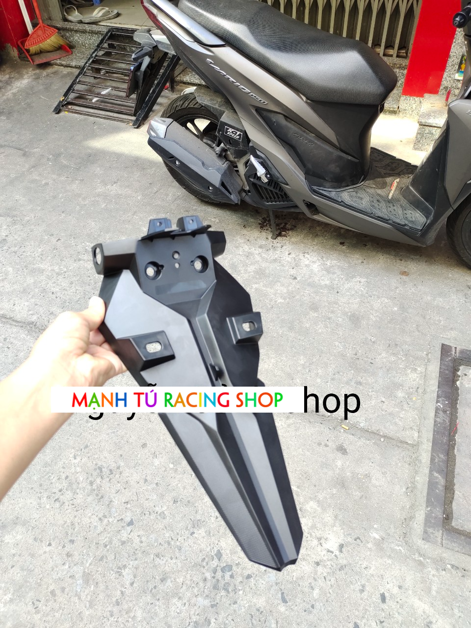 Đui dè sau vario 2019-2020 zin chính hãng - mạnh tú mts