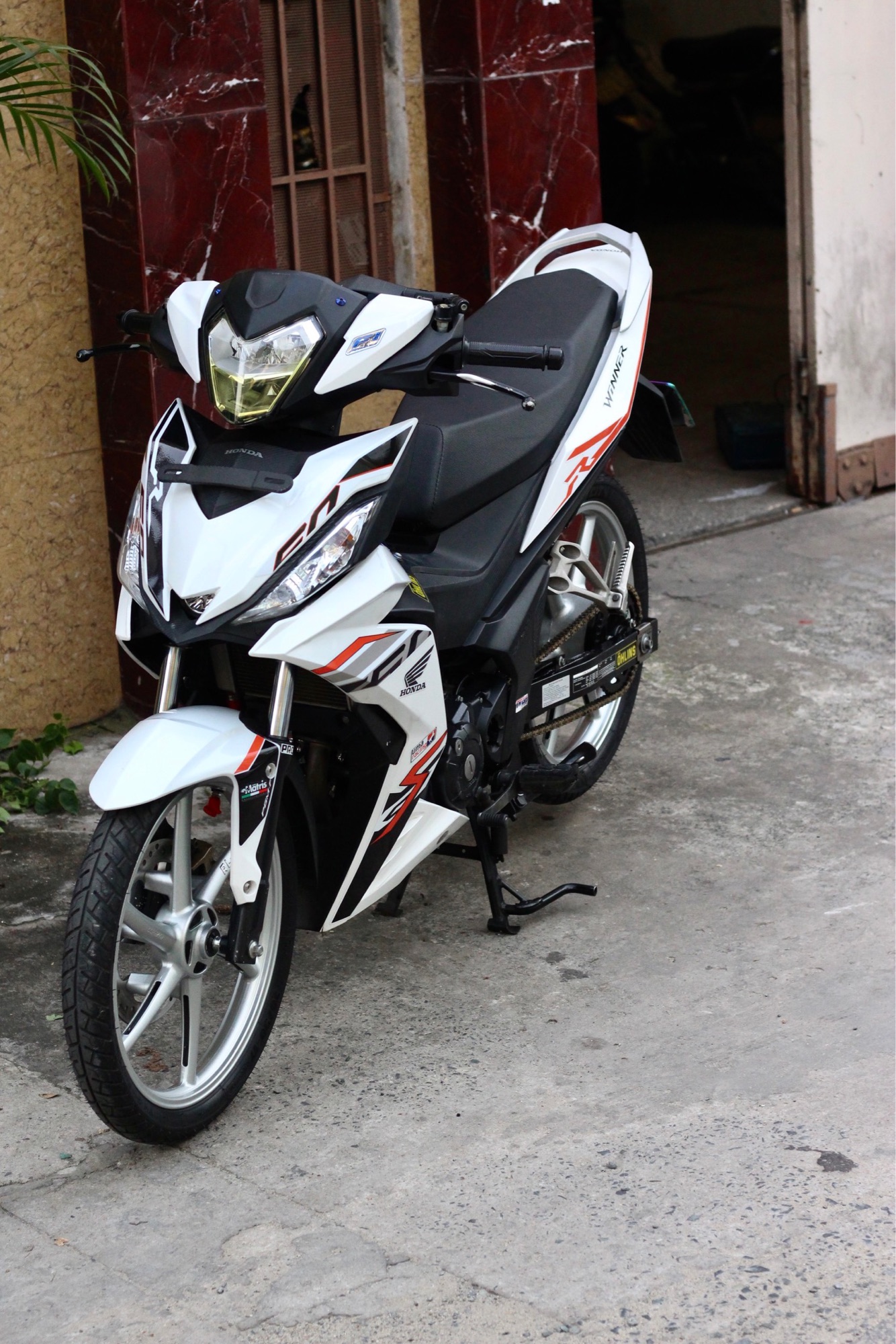 Tem rời Winner 150 dán xe trắng