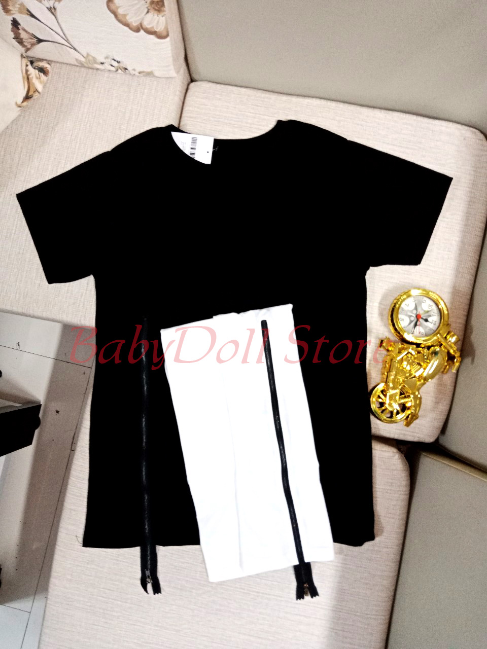 Áo thun nam phối zip sau lưng lai bầu