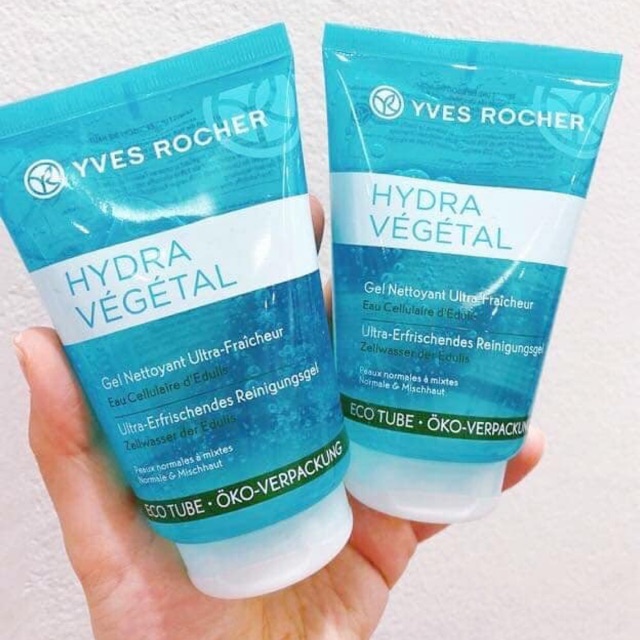 Sữa rửa mặt cung cấp nước Hydra végetal yves rocher