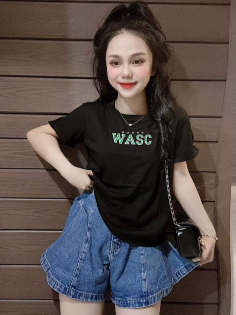 Áo thun Thái nữ dáng vừa phối chữ ( Mã WASC phom vừa )