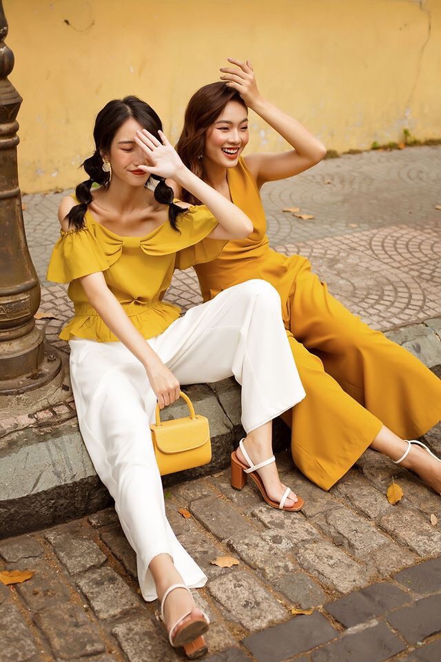 Quần Suông Ống Rộng Phối Nút Nữ
