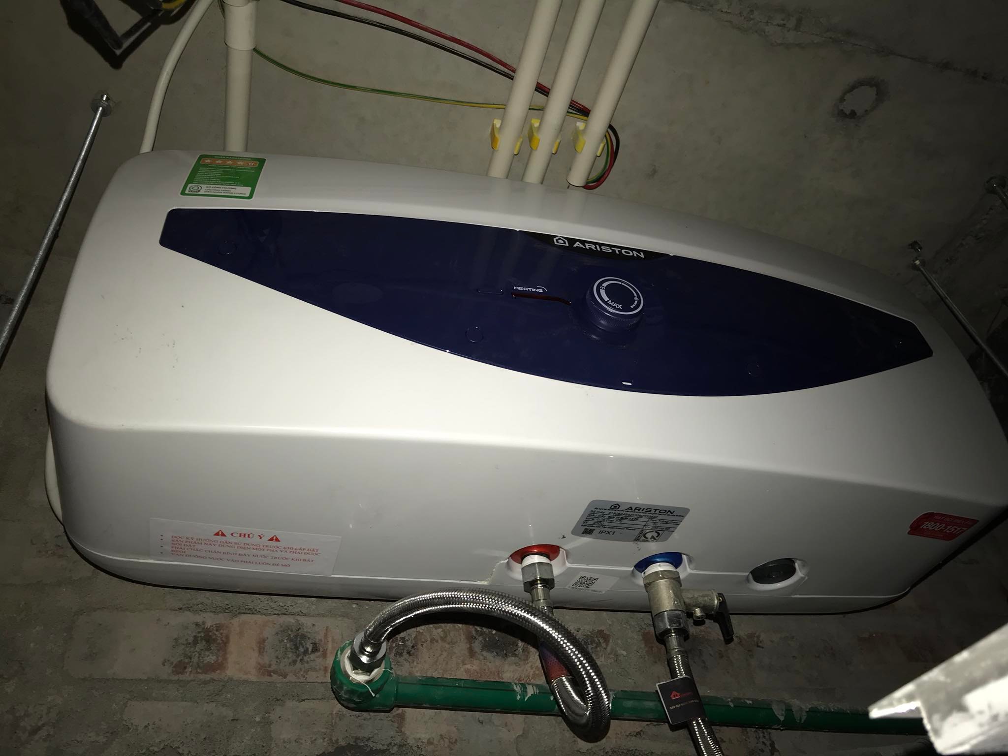 ARISTON BLU 20 SLIM - Bình nóng lạnh gián tiếp