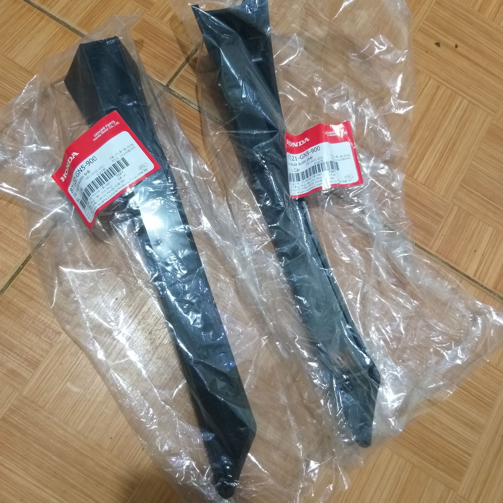 Ốp sườn xe DREAM hàng chính hãng honda việt nam