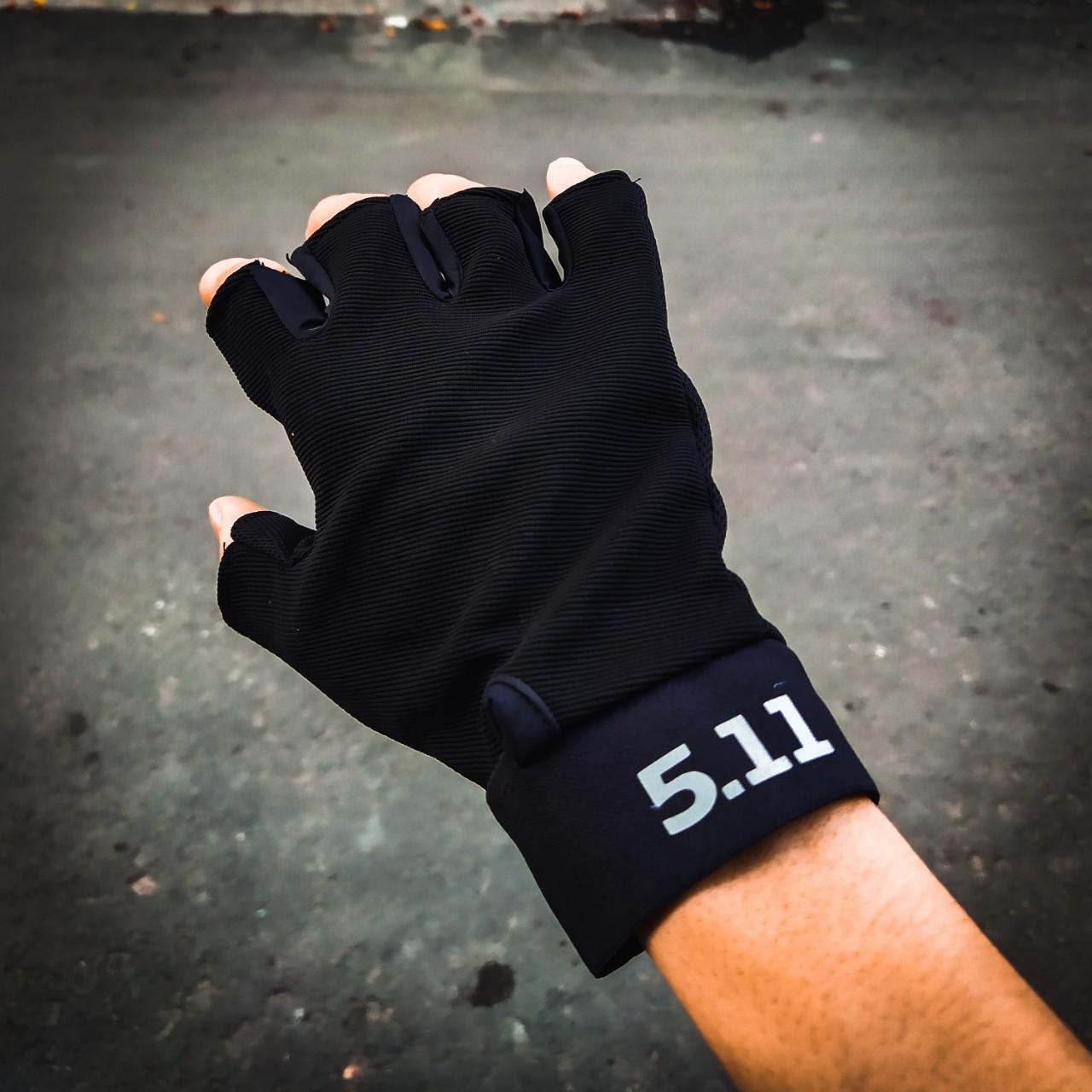 Găng tay 5.11 ngắn ngón Chất liệu cao cấp Bảo bệ tay chống trầy xước Đường may chắc chắn, độ bền cao