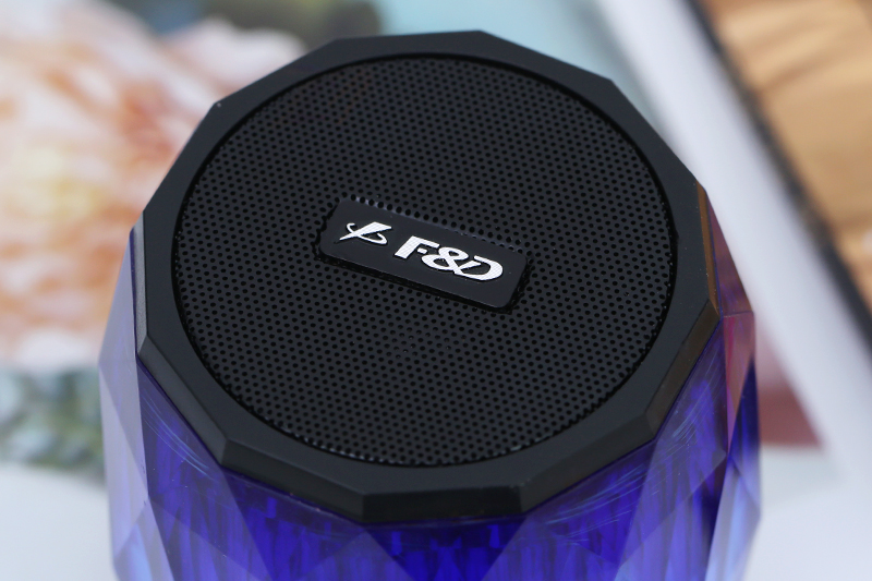 [HCM] W8 Loa Bluetooth Fenda