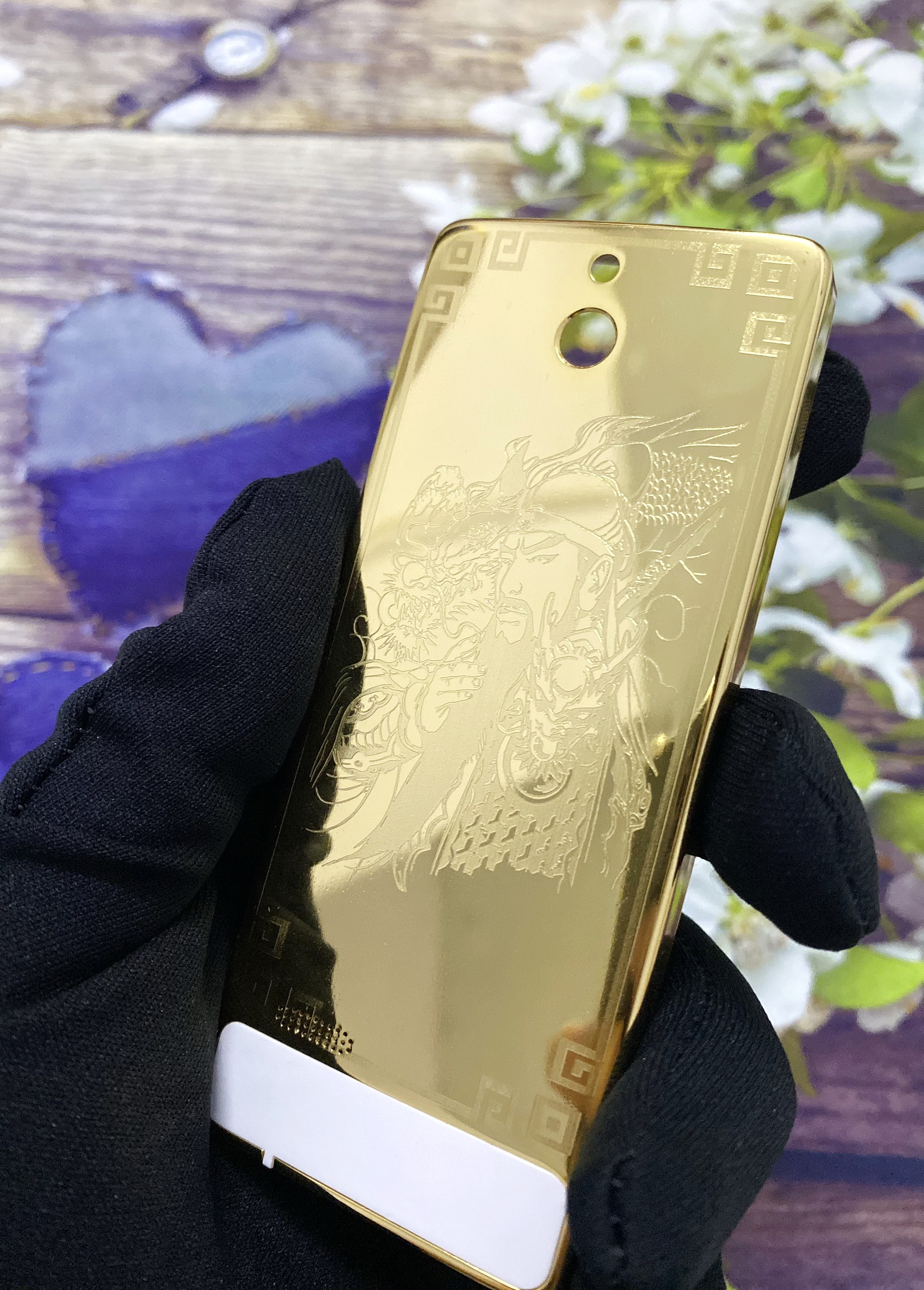 Vỏ Lưng Máy Nokia 515 Mạ Vàng 24k Nhiều Mẫu