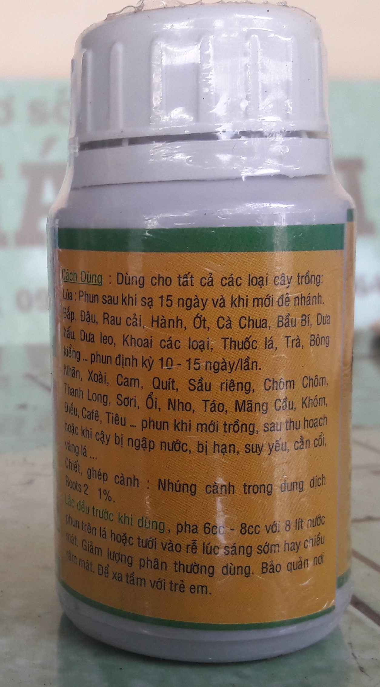 Phân bón lá cao cấp ROOT 2 100ml