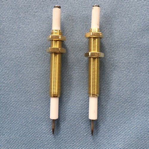 Kim Sứ Đánh Lửa Bếp Gas Âm Chính Hãng (Đầu Sứ Đánh Lửa Bếp Gas Âm Chính Hãng)