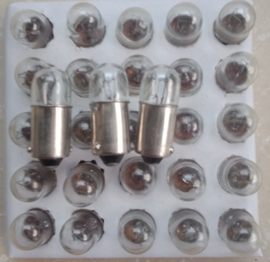 BÓNG ĐÈN SỢI ĐỐT ĐUÔI GÀI 9MM BA9S 24V 3W