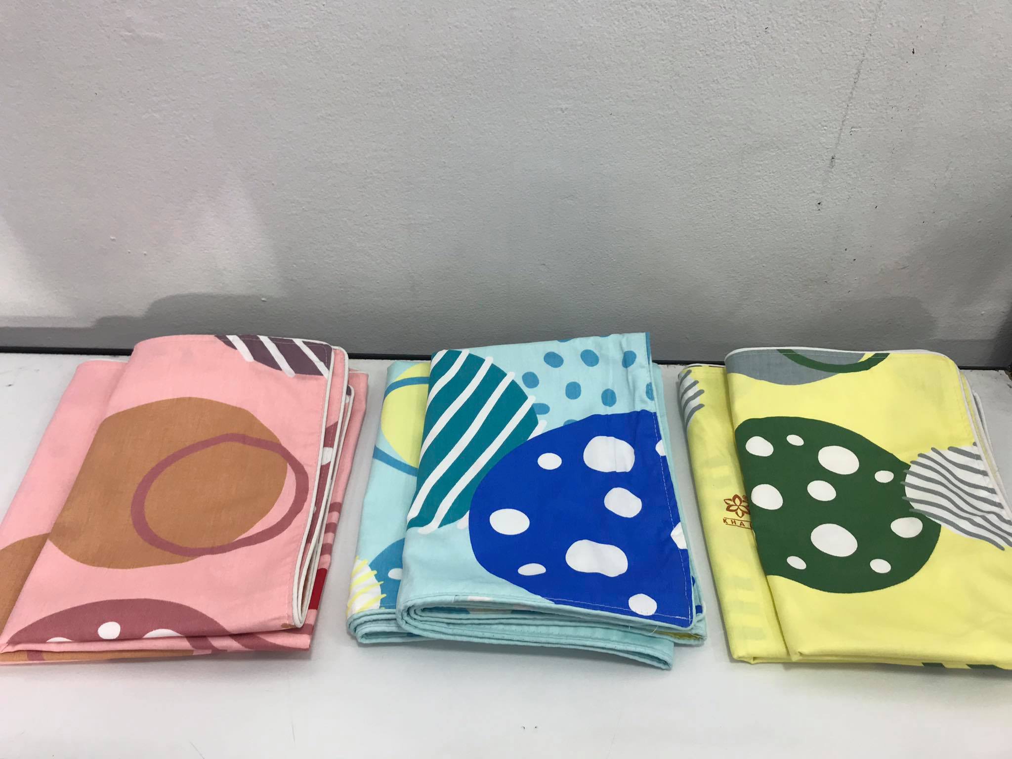 Vỏ Gối Ôm Cotton [MẪU NGẪU NHIÊN, KHÔNG CHỌN MẪU]