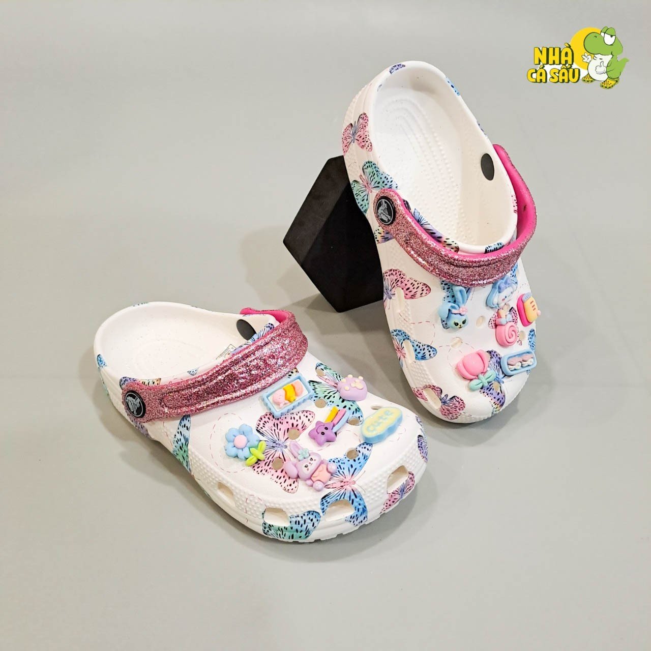 Dép crocs classic toddler butterfly cao cáp cho bé gái tặng kèm jibbitz stickers, dép sục crocs trẻ em, dép in hình họa tiết bướm bé gái, dép crocs bé trai bé gái