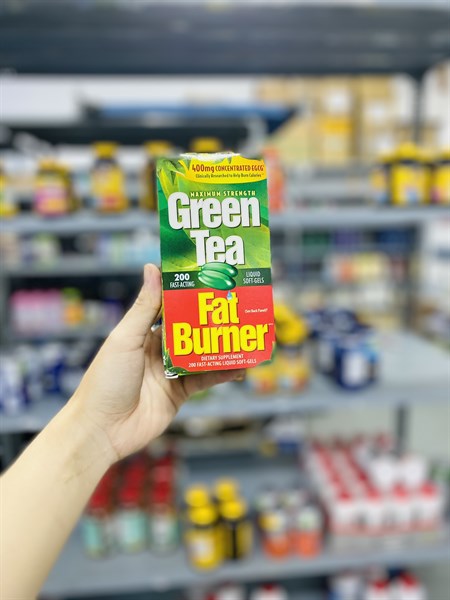 Kiểm soát cân nặng từ trà xanh Green Tea Fat Burner