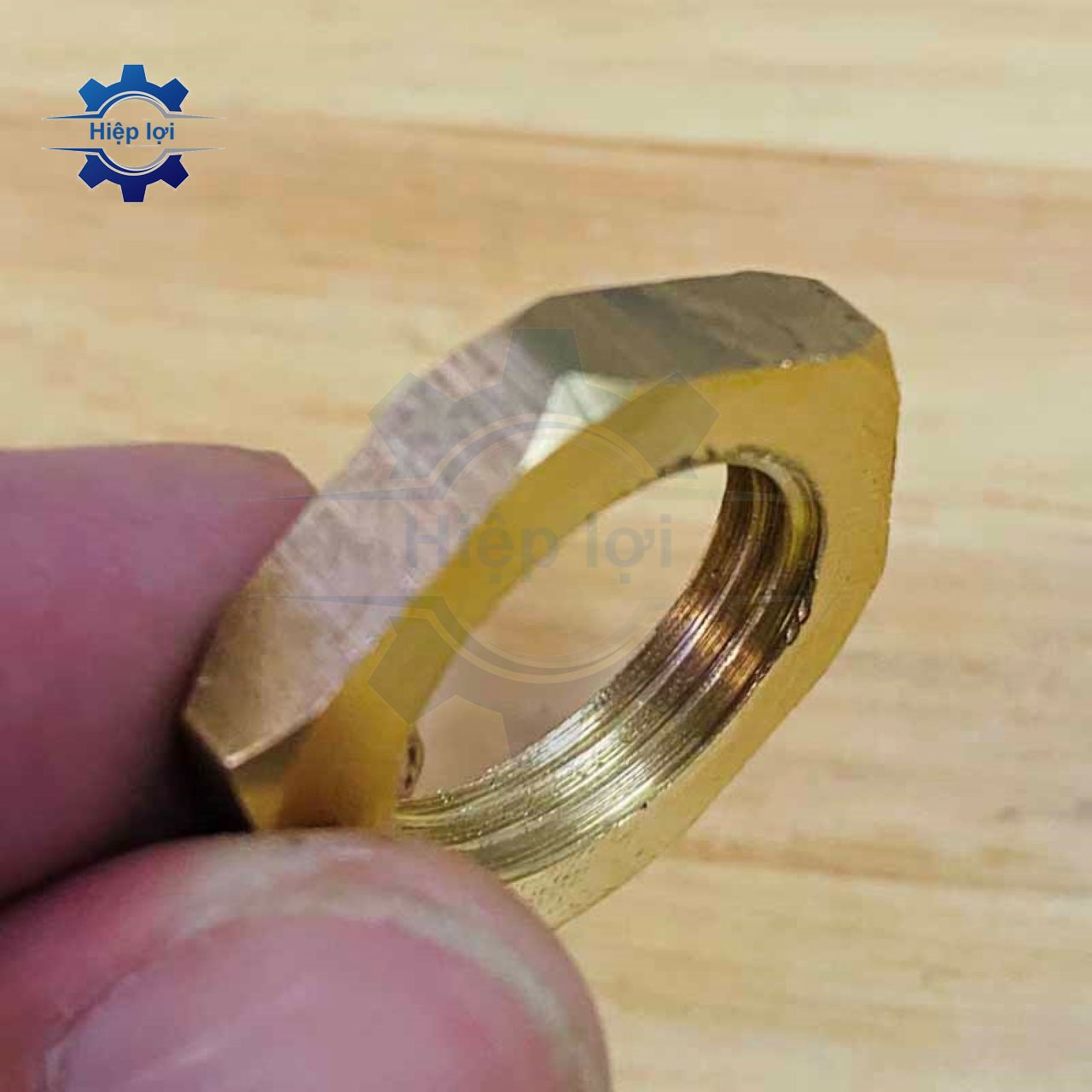 Tán đồng lục giác – phụ kiện siết ống chắc chắn – ren bền, dễ lắp, dùng phổ biến ngành hơi