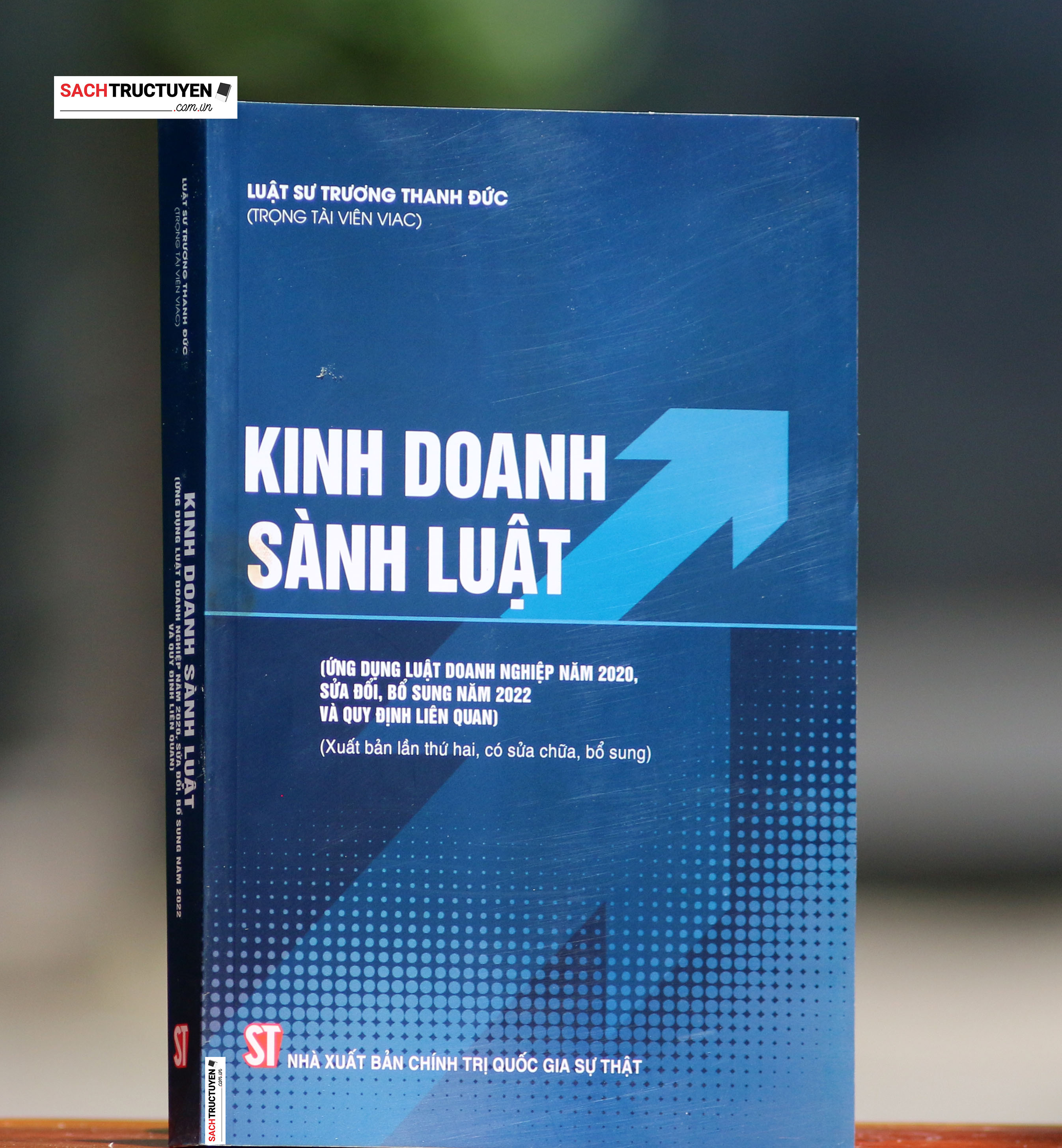 Kinh doanh sành luật