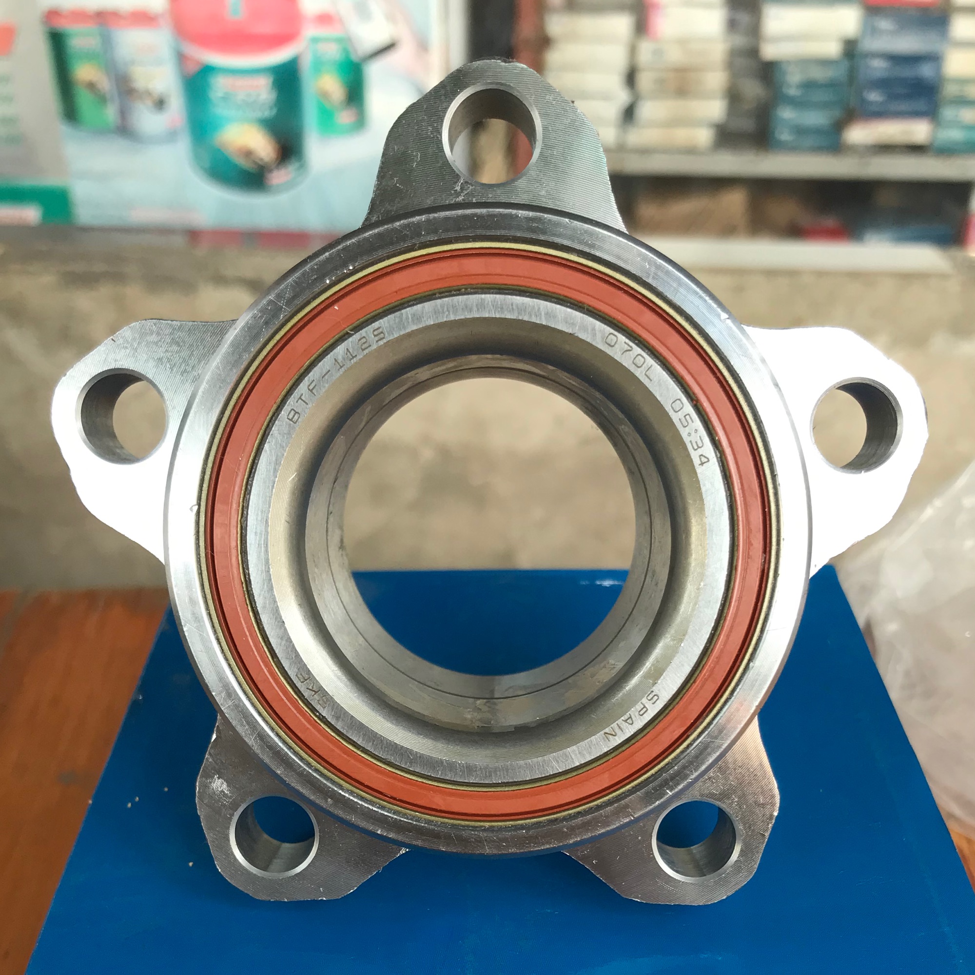 Bạc Đạn Bánh Trước Ford Transit 2003 2006 SKF