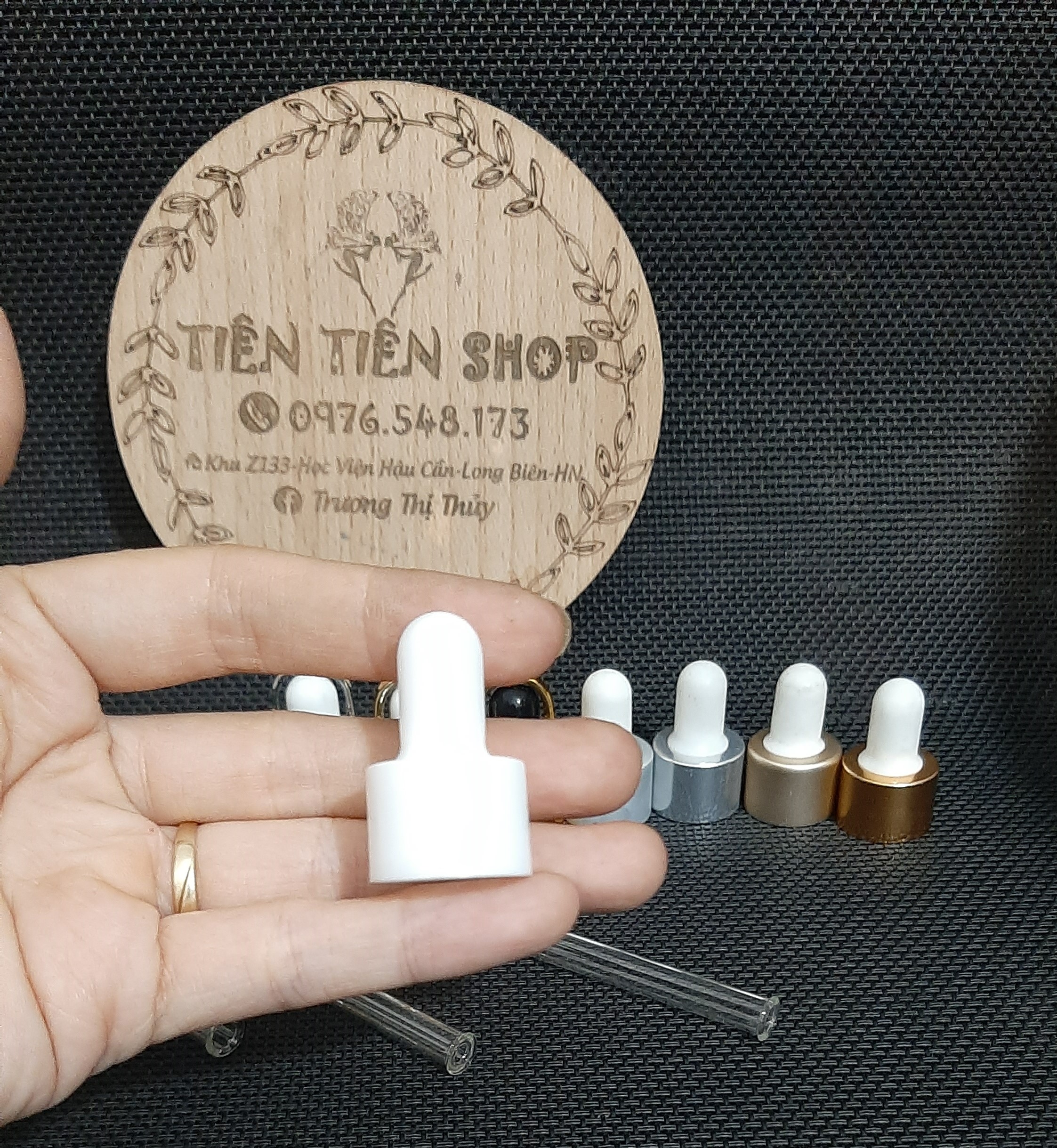 Chai thủy tinh mờ đầu bóp trắng vai tròn 10ml, 20ml, 30ml