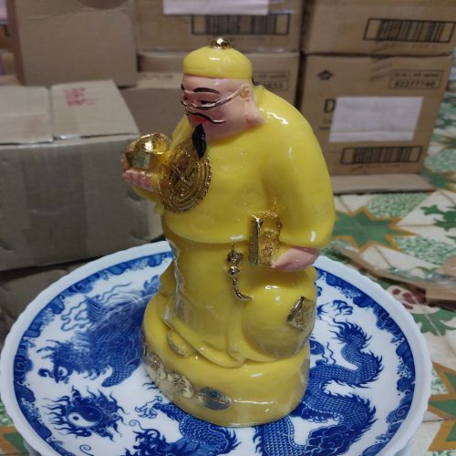 ông quản gia vàng ( bột đá )