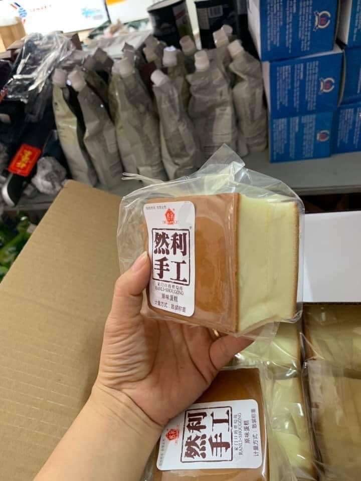 BÁNH MÔNGTO THÙNG 1 KG