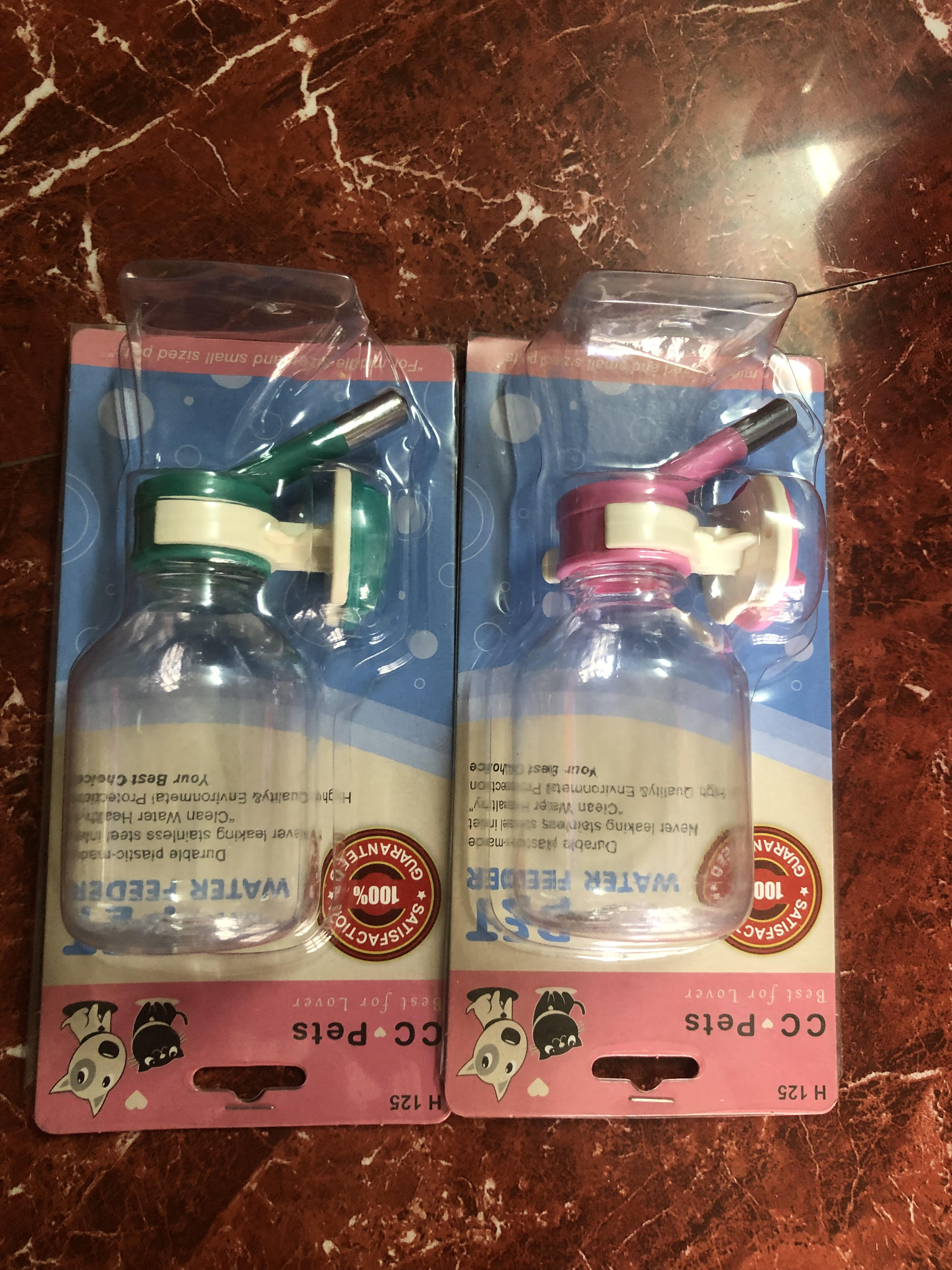 BÌNH NƯỚC GẮN CHUỒNG CHÓ MÈO THỎ 250ML
