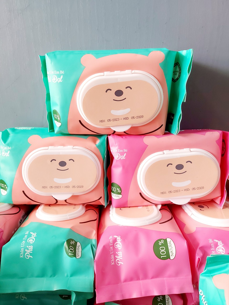 Khăn Ướt Không Mùi Baby Phú Đạt 120 tờ 500gr Date 2026