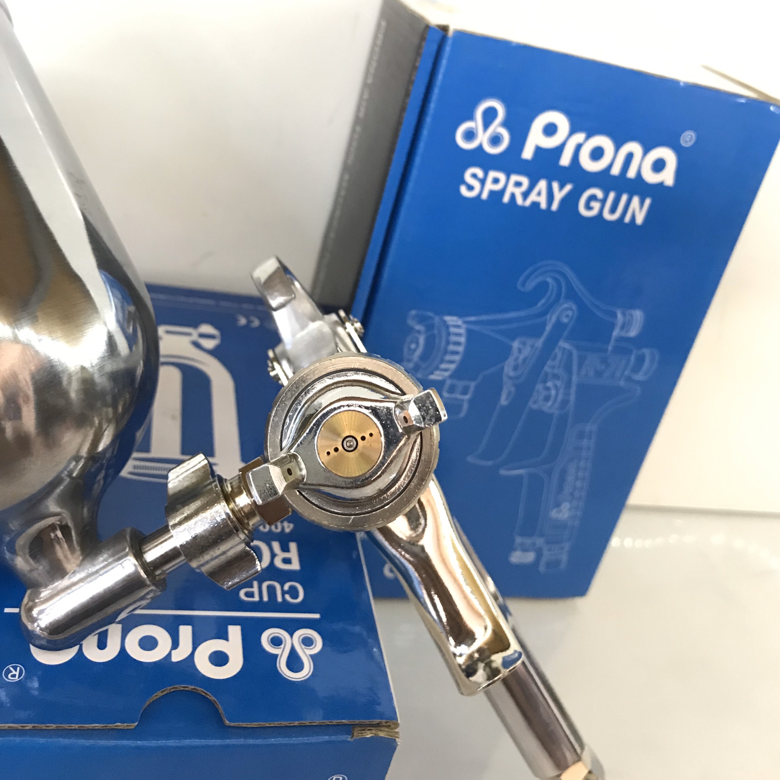 S.úng Phun Sơn Bóng Màu Sơn Xe - PU Gỗ  R71 PRONA 1.3mm