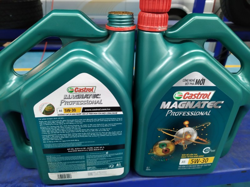 Castrol Magnatec 5w-30, nhớt ôtô tổng hợp cao cấp,Combo 2 chai