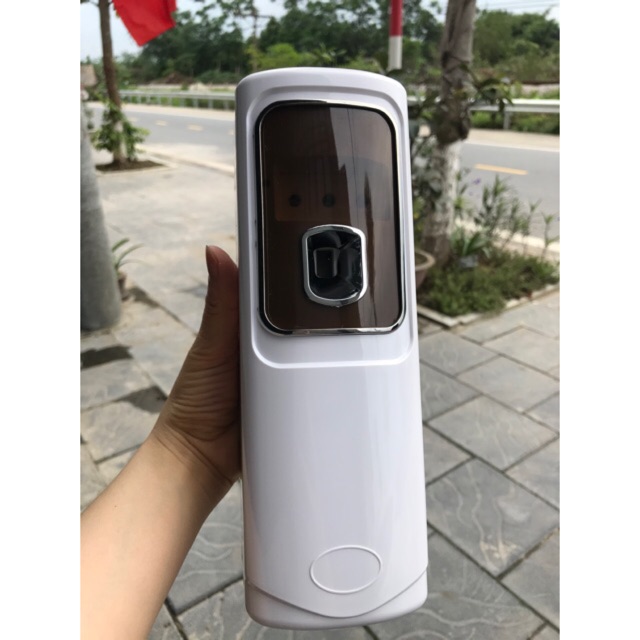 Máy xịt phòng tự động MG6D