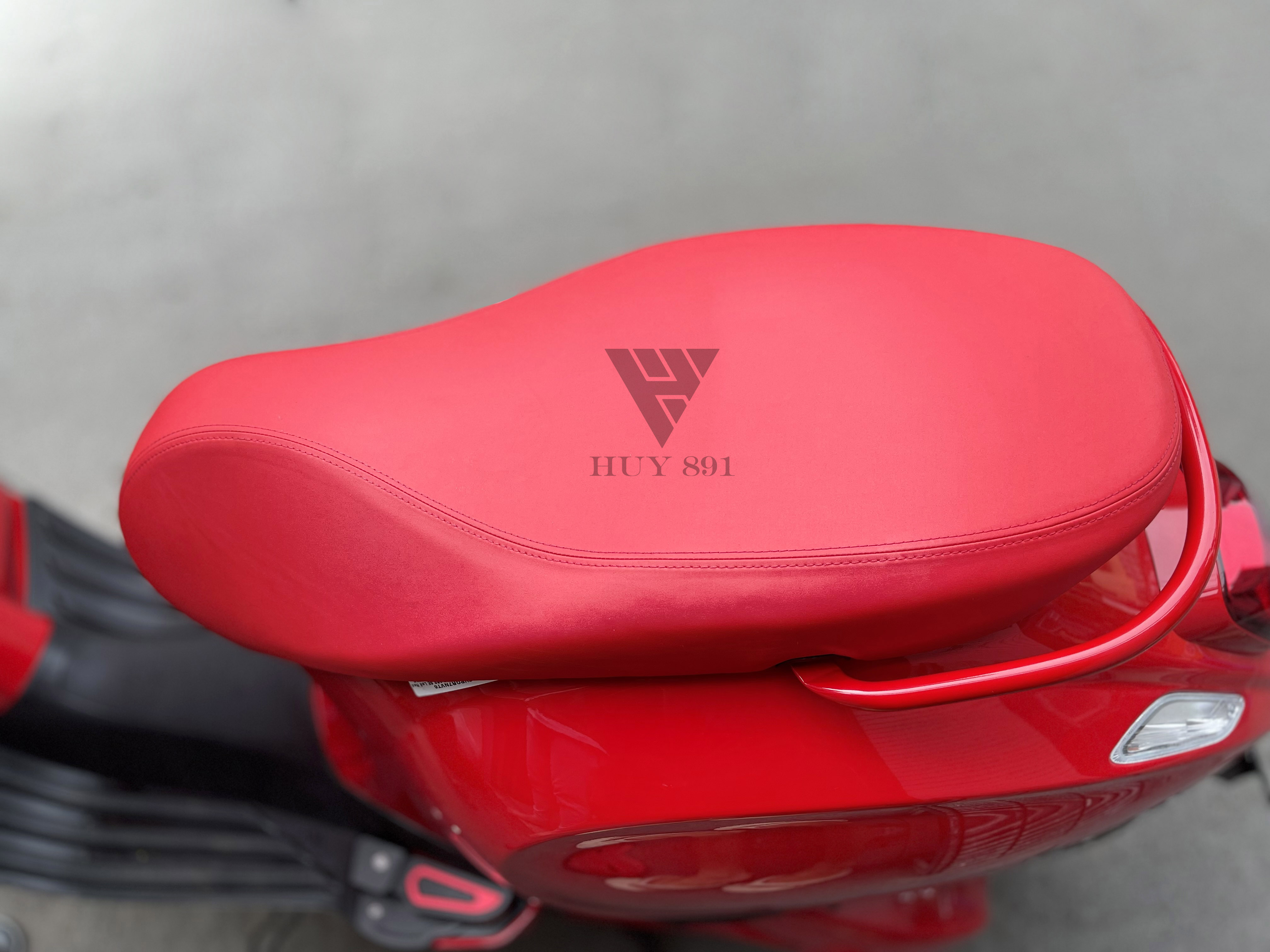 Bọc da yên cho xe Vespa Sprint, Primavera các đời