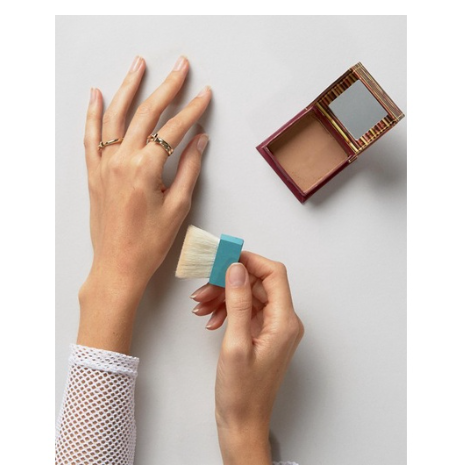 Phấn Tạo khối Benefit Hoola Bronzing Powder