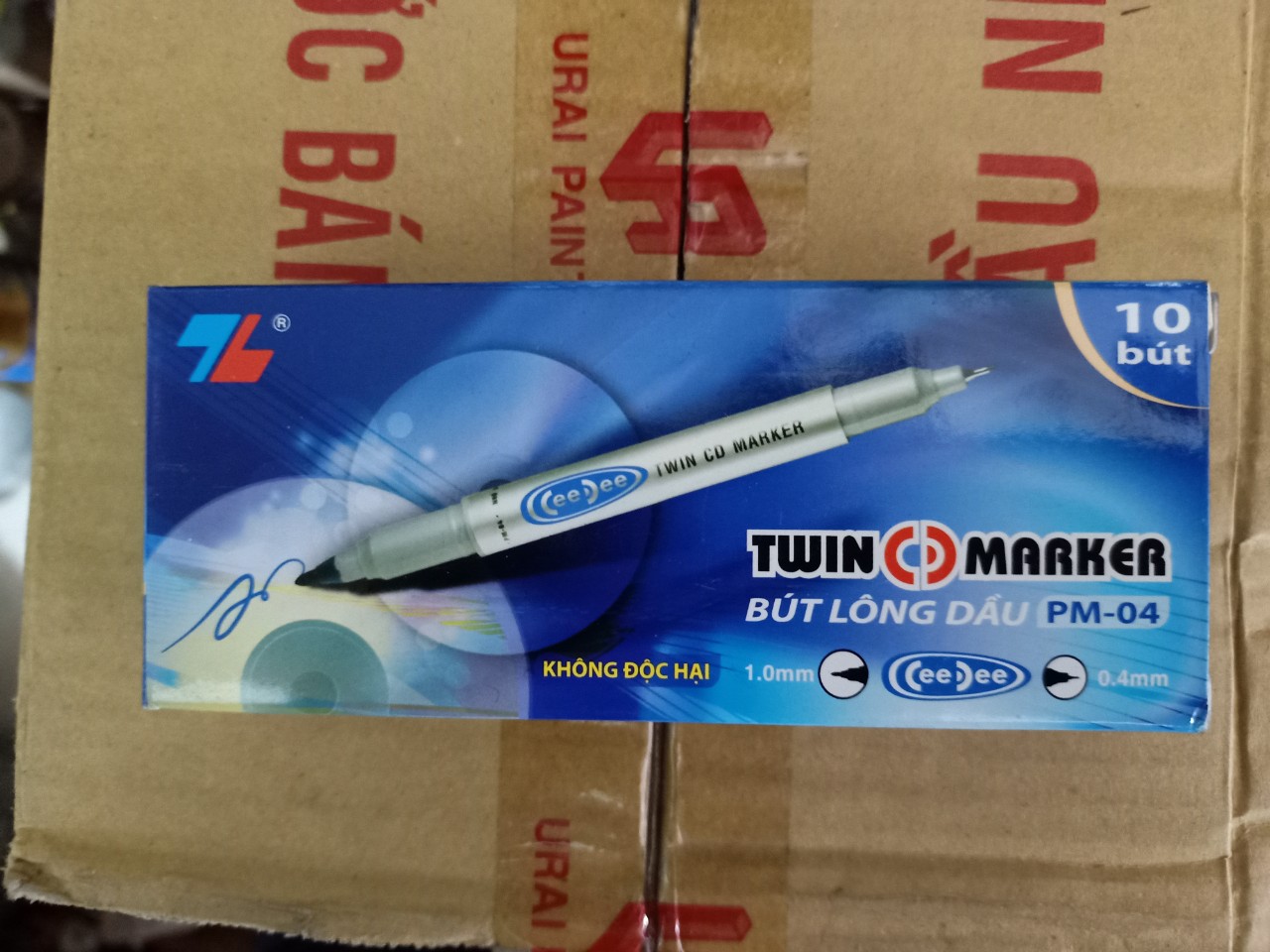 BÚT LÔNG DẦU THIÊN LONG PM-04 (LOẠI ĐẦU BÚT NHỎ)
