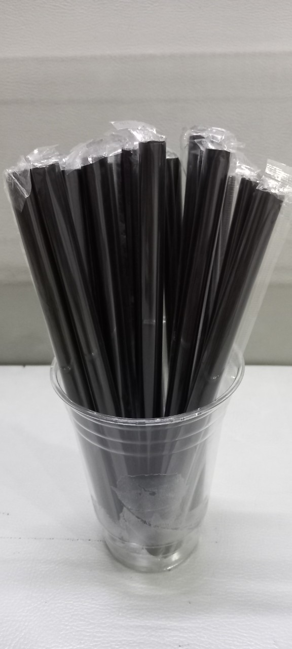 Ống hút trân châu màu đen, có màng bọc phi 12 (500gram)