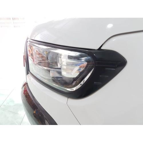 VIỀN TRANG TRÍ ĐÈN PHA MÀU ĐEN FORD RANGER 2015 - 2019