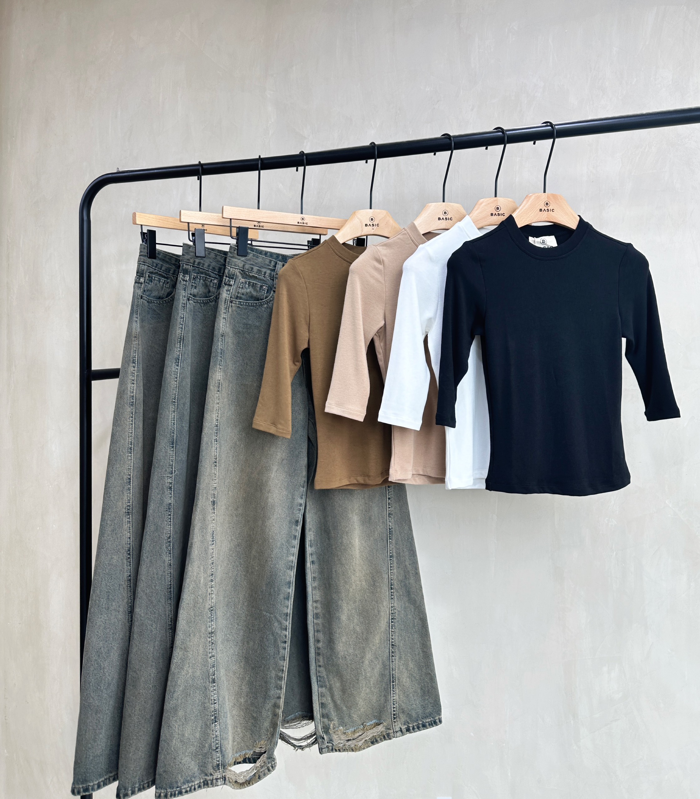 Áo thun tay lỡ trơn BASIC RIKI TOP