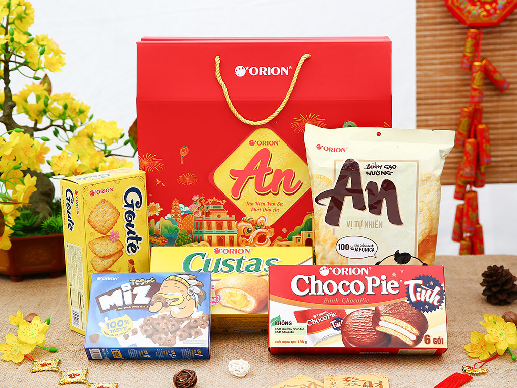 Set Quà Tết Bánh Kẹo Hãng Ngon Đẹp Mắt
