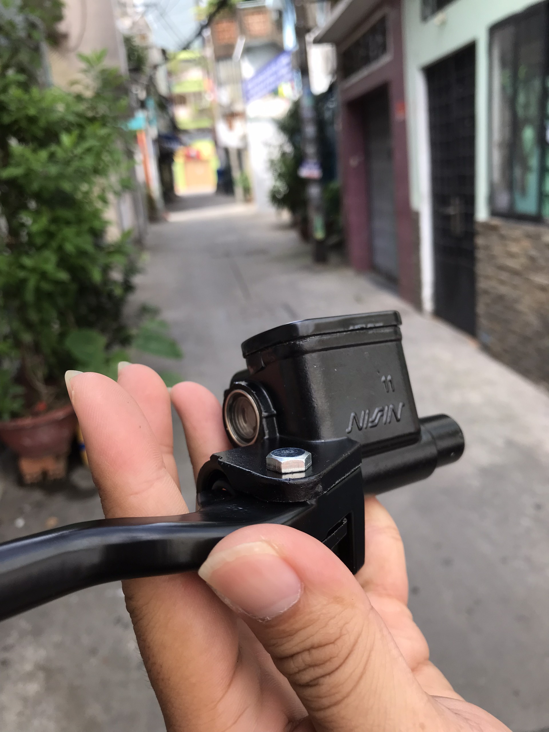 Sirius, Tay thắng Sirius xăng cơ phụ kiện Sirius