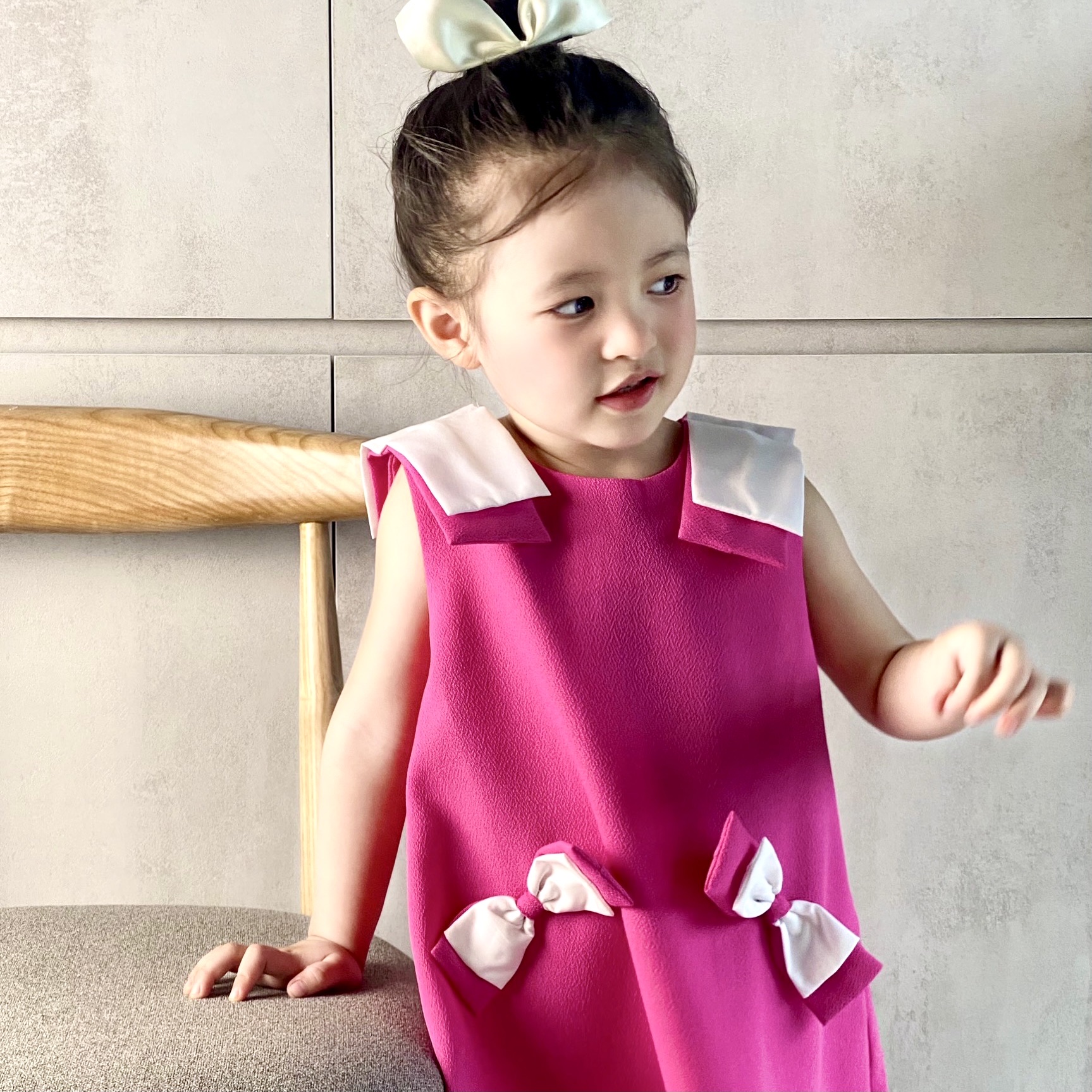 Đầm cổ tròn phối ren dáng xoè dễ thương