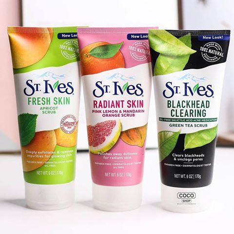 Sửa rữa mặt tẩy da chết St.Ives