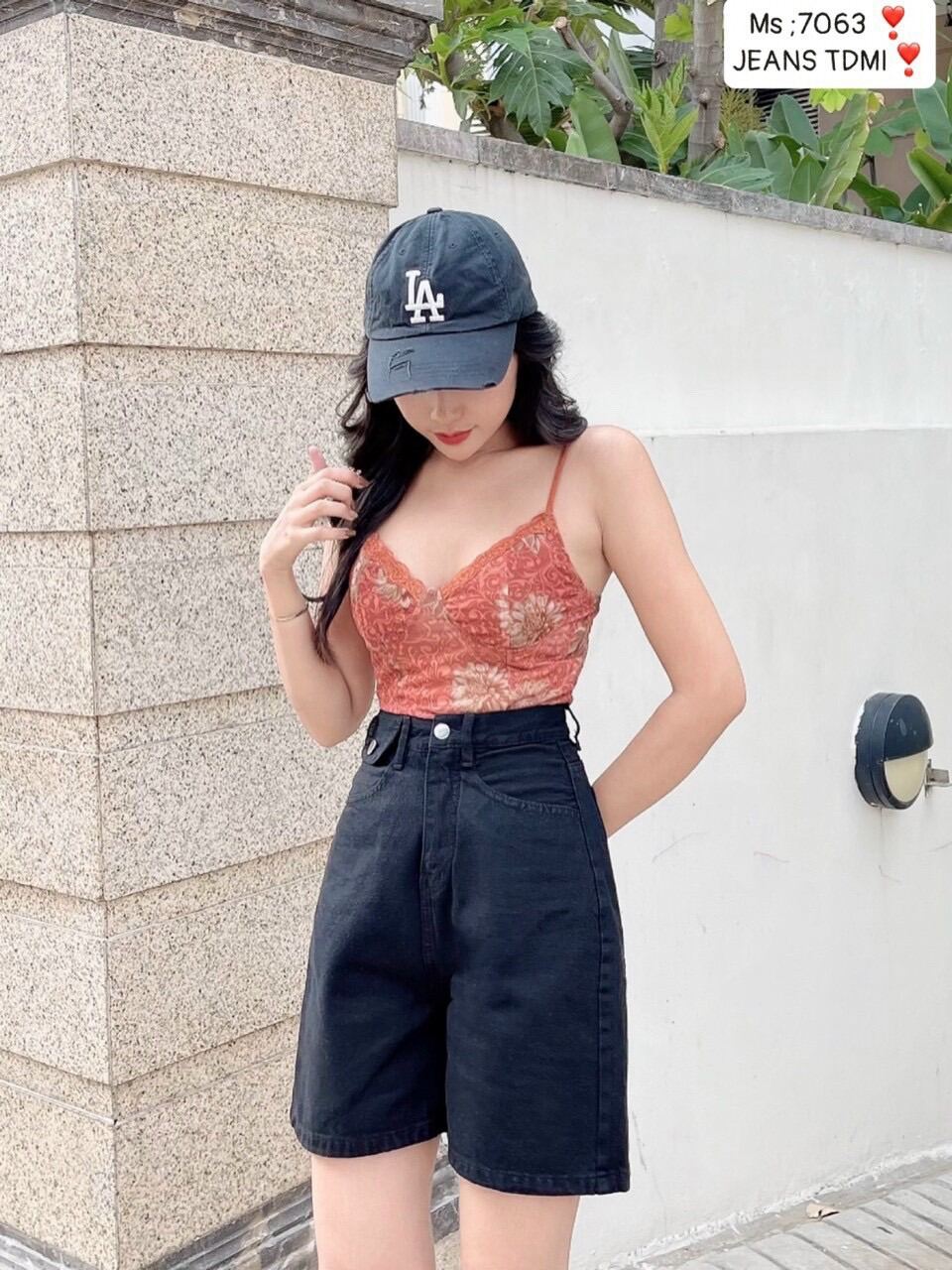 Quần Jeans Ngố Lai Cuốn Túi Nắp