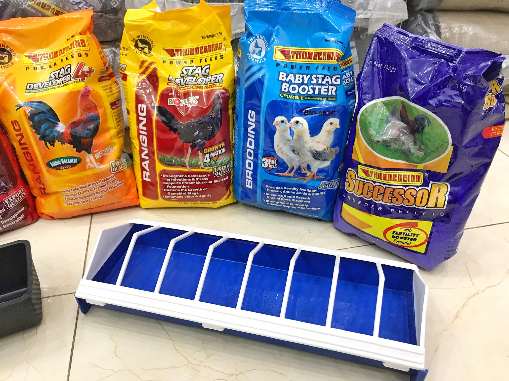 [HCM]Cám Stag Developer Thunderbird dành cho gà con từ 1th tuổi, túi 1kg.