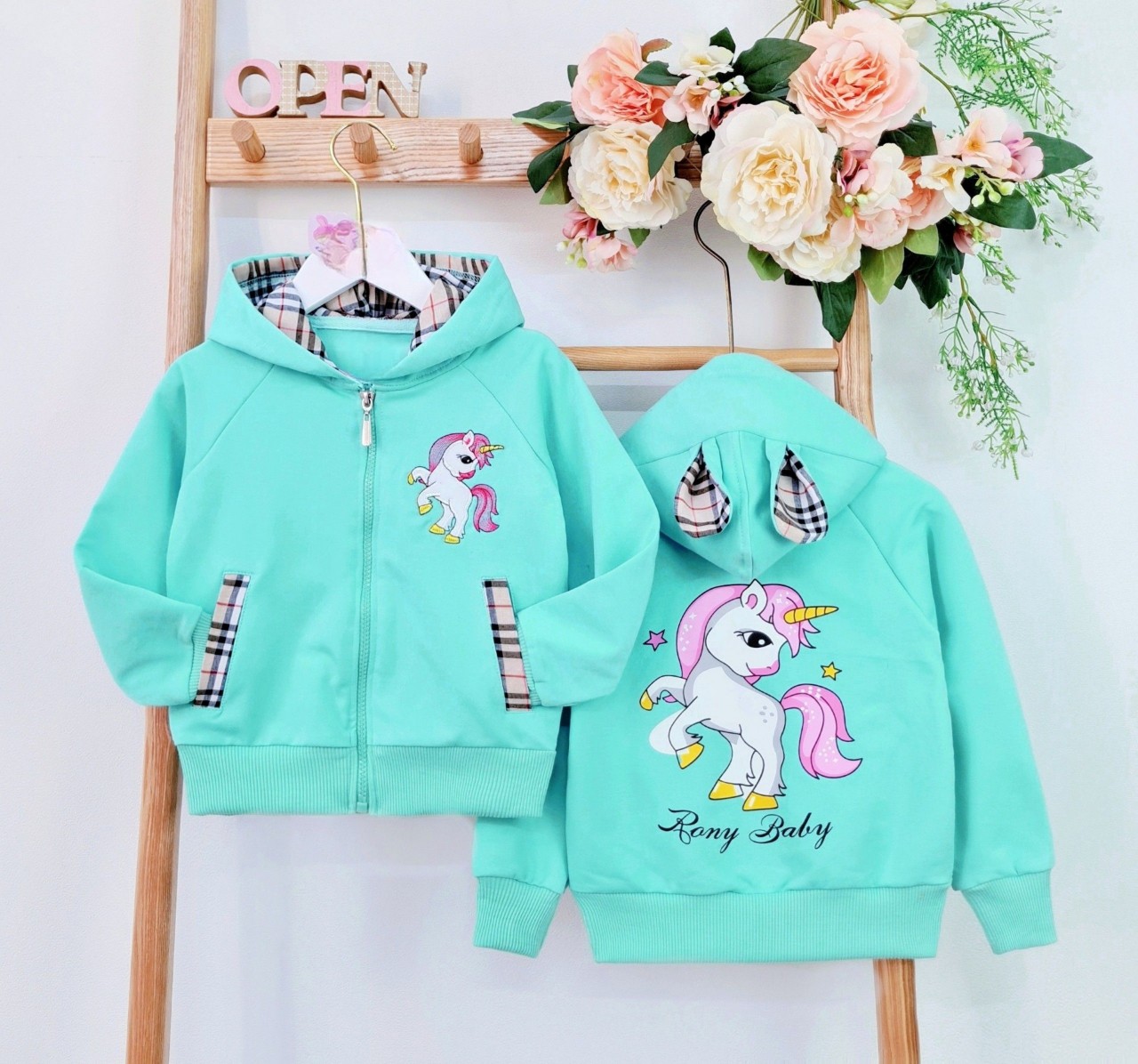 áo khoác bé gái họa tiết ngựa pony xinh xắn cho bé tù 1 tuổi - 9 tuổi nặng từ 10kg - 35kg chất da cá mềm mịn mát thấm hút mồ hôi tốt áo khoác bé gái thời trang bé gái