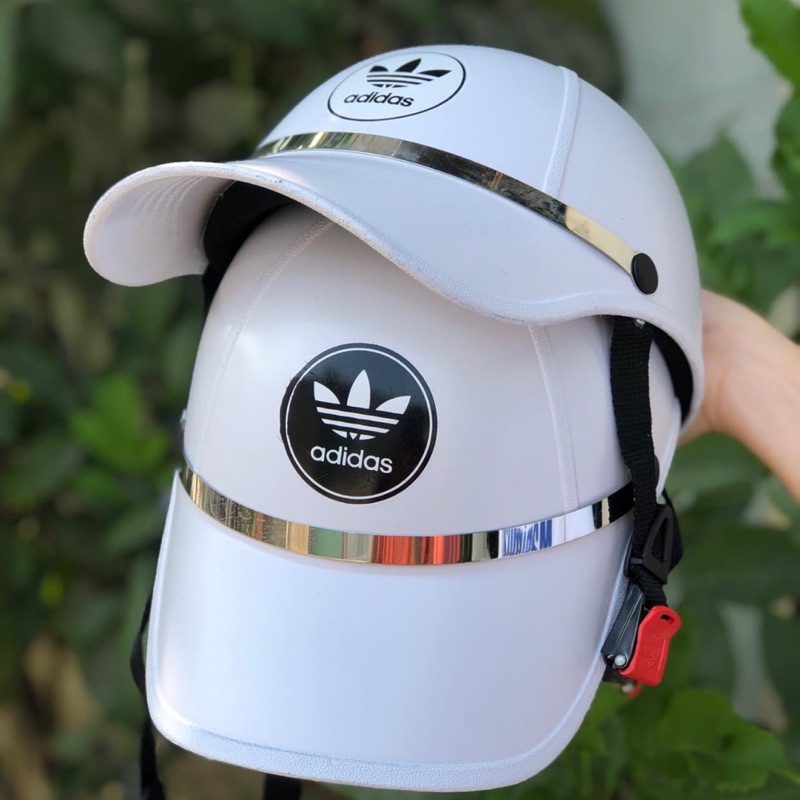 Nón bảo hiểm lưỡi trai adidas