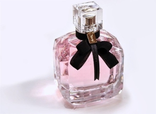 Yves Saint Laurent YSL Mon Paris Parfum Floral 50ml thumbnail