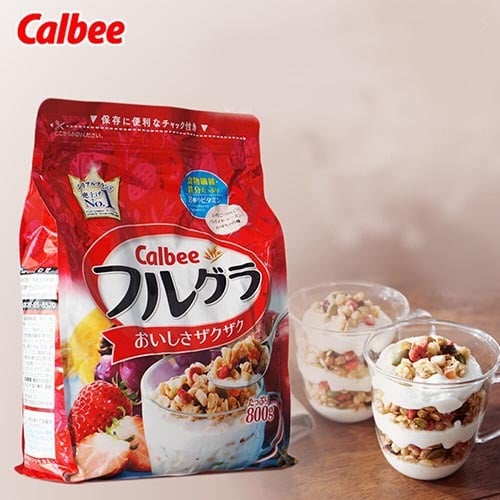 Ngũ Cốc Calbee Đỏ Nhật 750gr