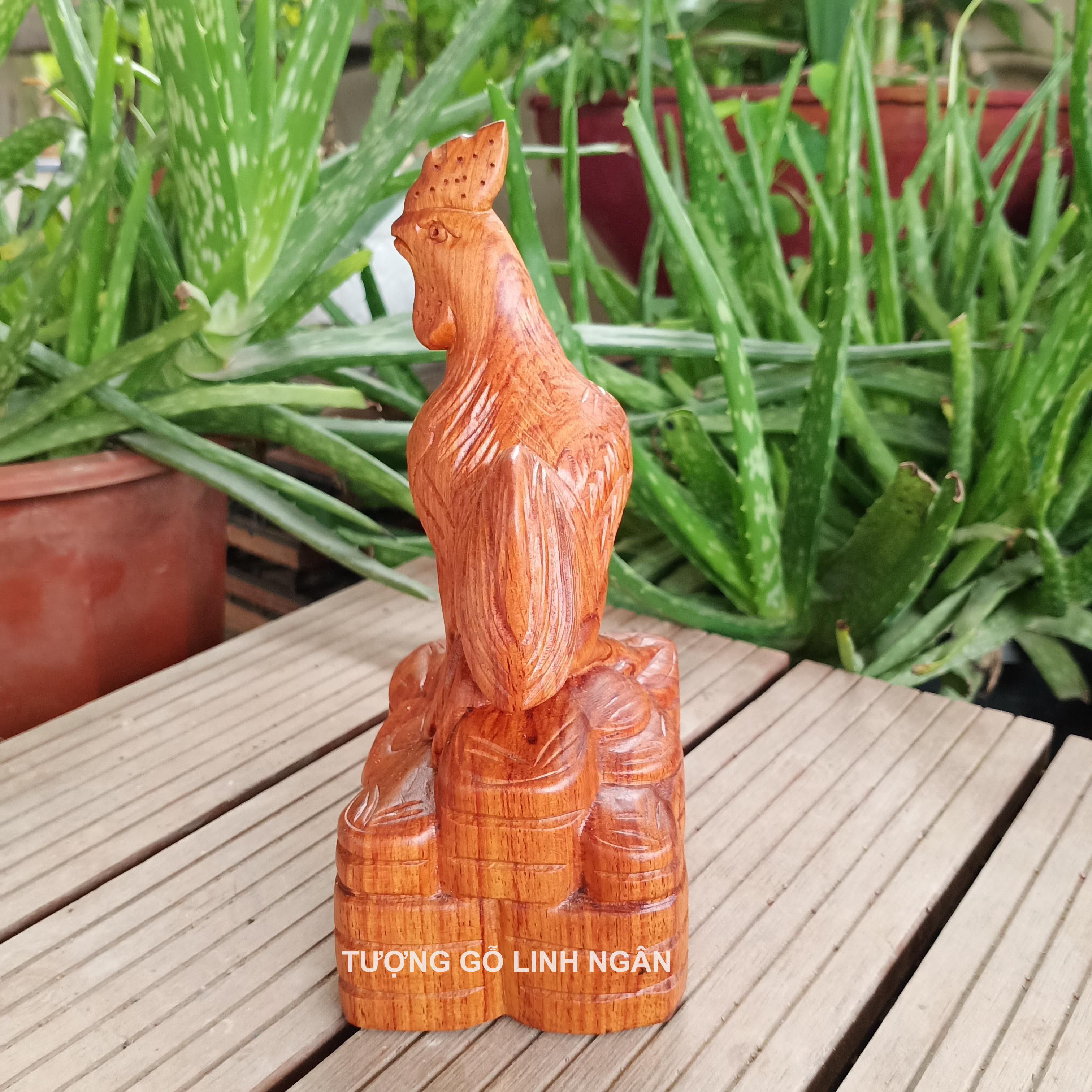 Tượng Gà gỗ hương (Cao 15 cm, ngang 8 cm, sâu 6 cm)