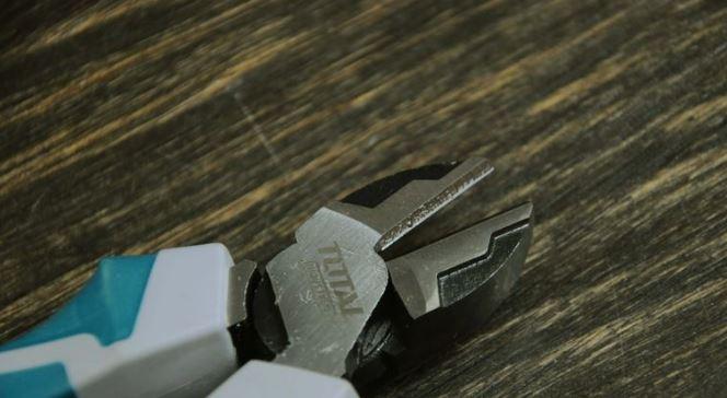 7 Kìm cắt cao cấp Total THT230706S