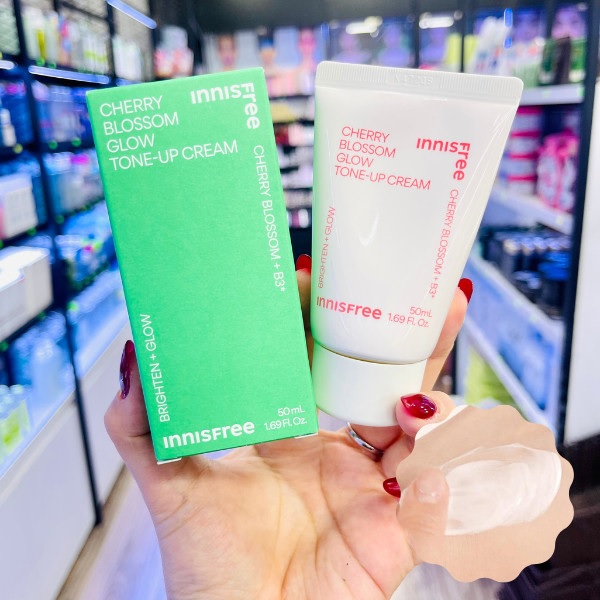 Kem Dưỡng Trắng Da Nâng Tone Tức Thì Innisfree Jeju Cherry Blossom Tone-Up Cream 50ml