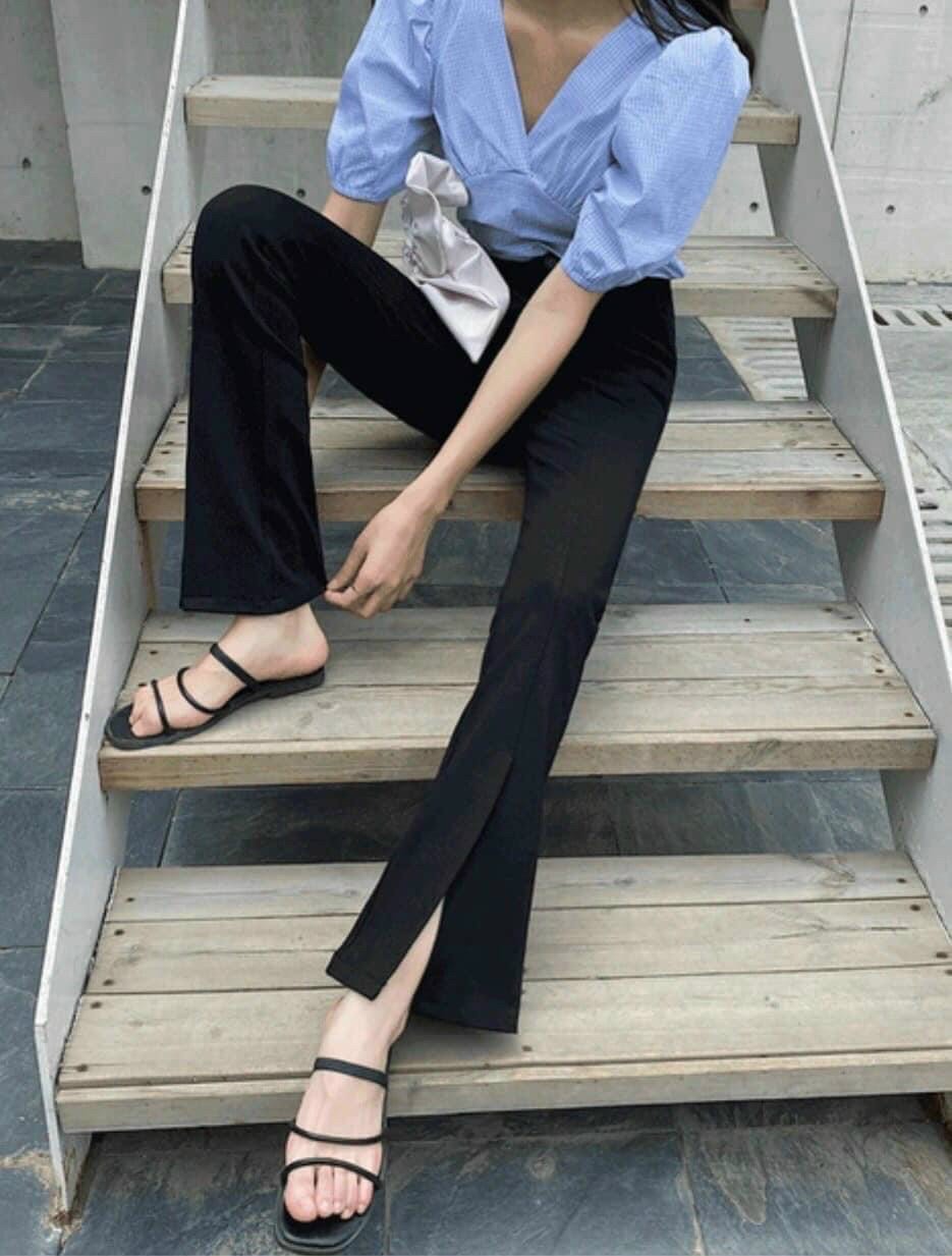 Quần ống loe xẻ