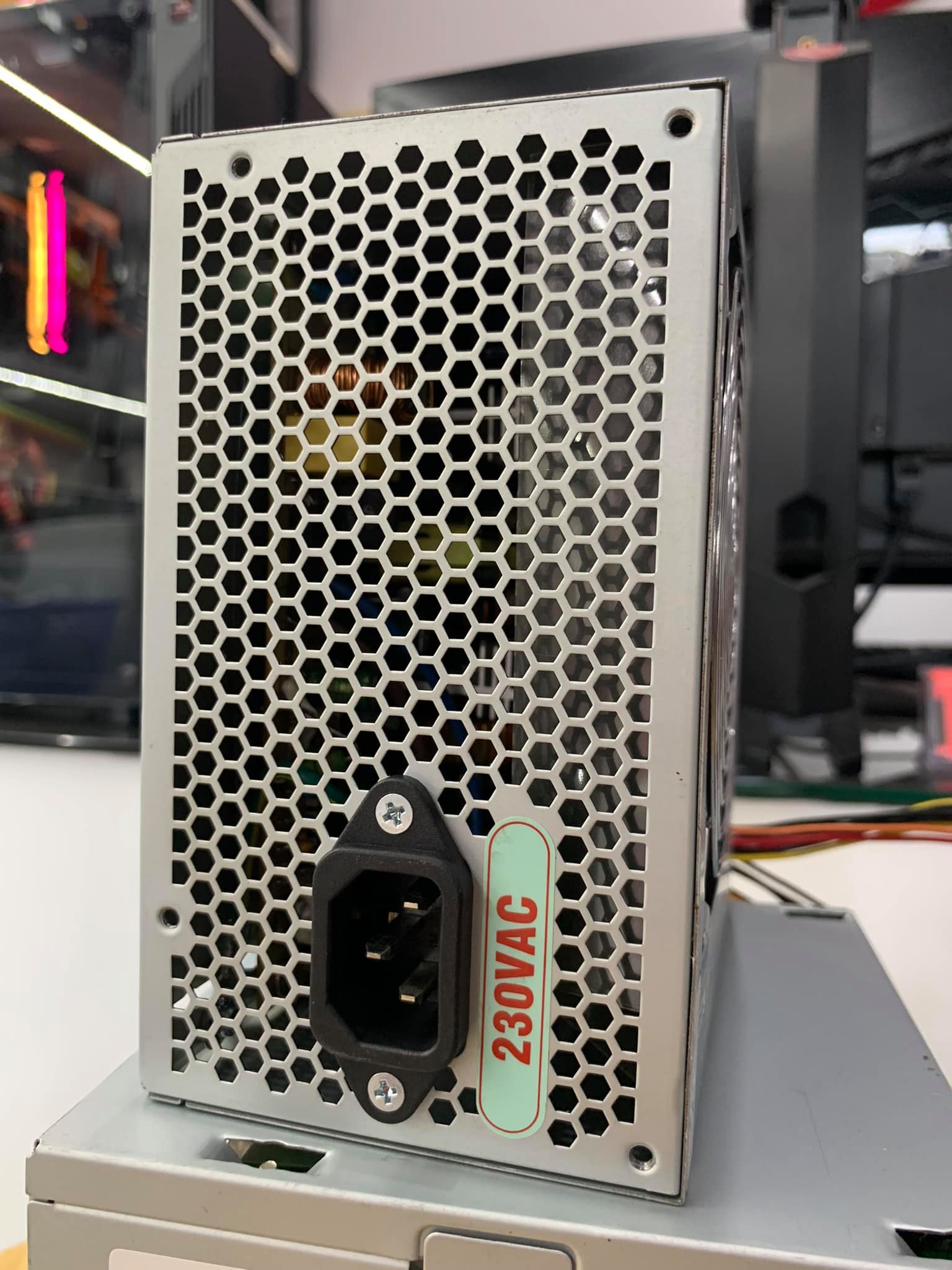 Nguồn Acbel HK400 Công Suất Thực 400W (Like New)